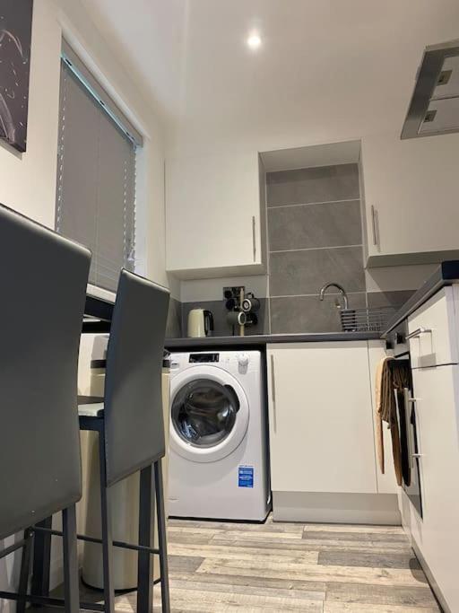 Cosy Studio Apartment Waterlooville Extérieur photo